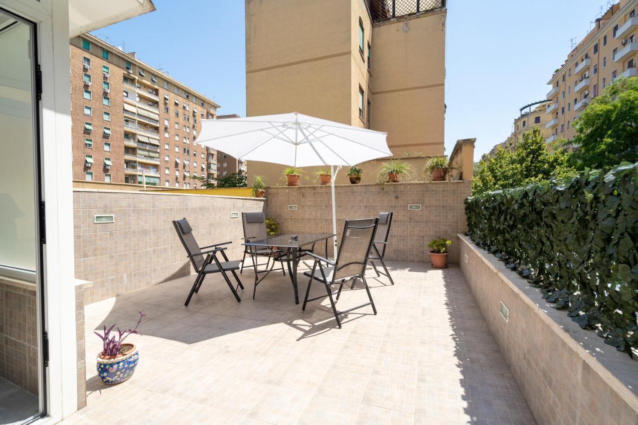 Appia Purple Terrace Apartment In Rome Exterior photo
